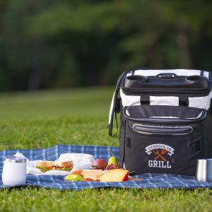 Arctic Zone® Titan Deep Freeze®  Rolling Cooler